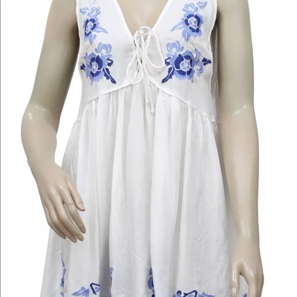 Free People Dresses & Skirts - Free People 'Aida' White Embroidered Swing Dress Free People Dresses & Skirts - Free People 'Aida' White Embroidered Swing Dress